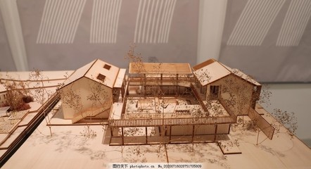 良渚文化建筑模型的复原与解读